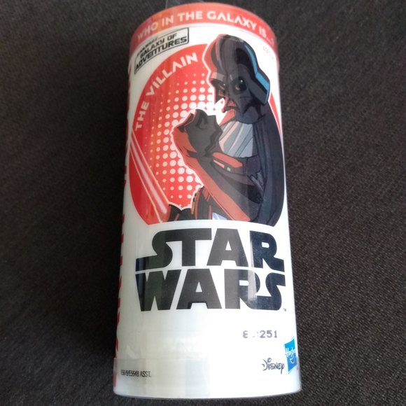 Star Wars Darth Vader Galaxy of Adventures 3.75" Figure - Picture 3 of 3